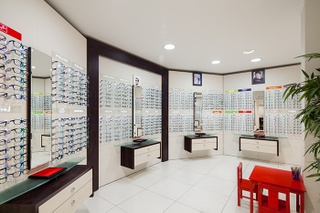 Read more about the article Arlo Wolf Improving the Experience of Buy Eyewear